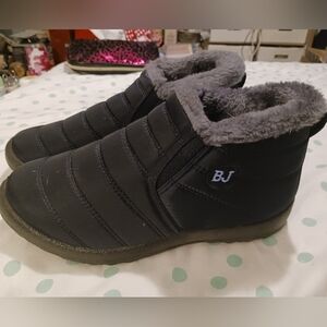 NEW! BJ Navy Blue Fur-Lined Ankle Boots- Sz 40=9-9.5